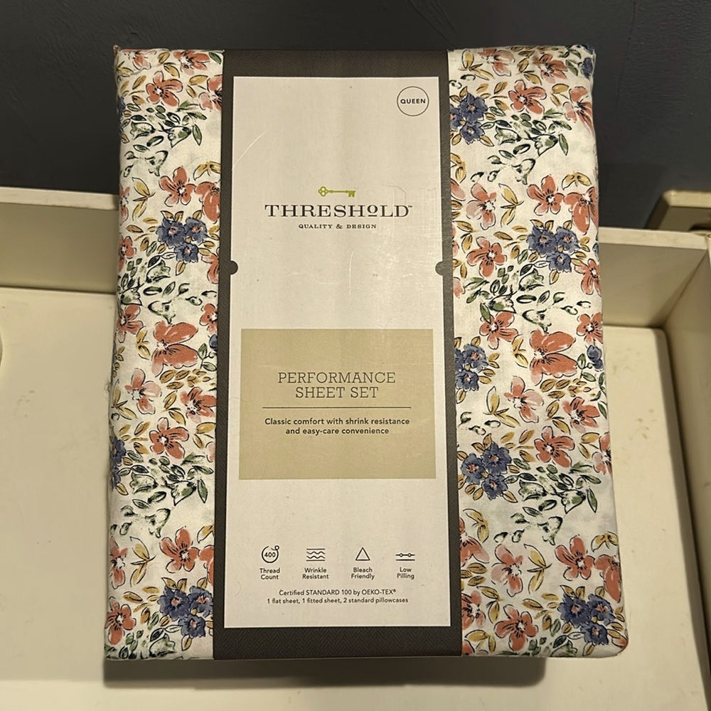 Queen printed performance 400 count sheets cotton sateen NWT